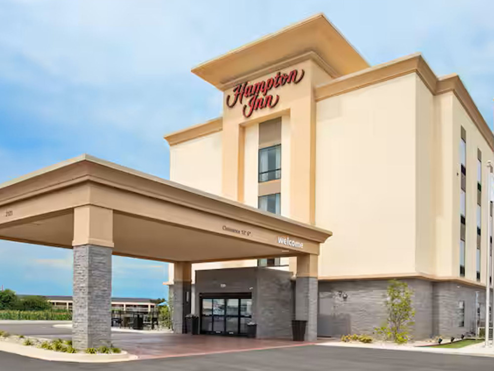 HAMPTON INN